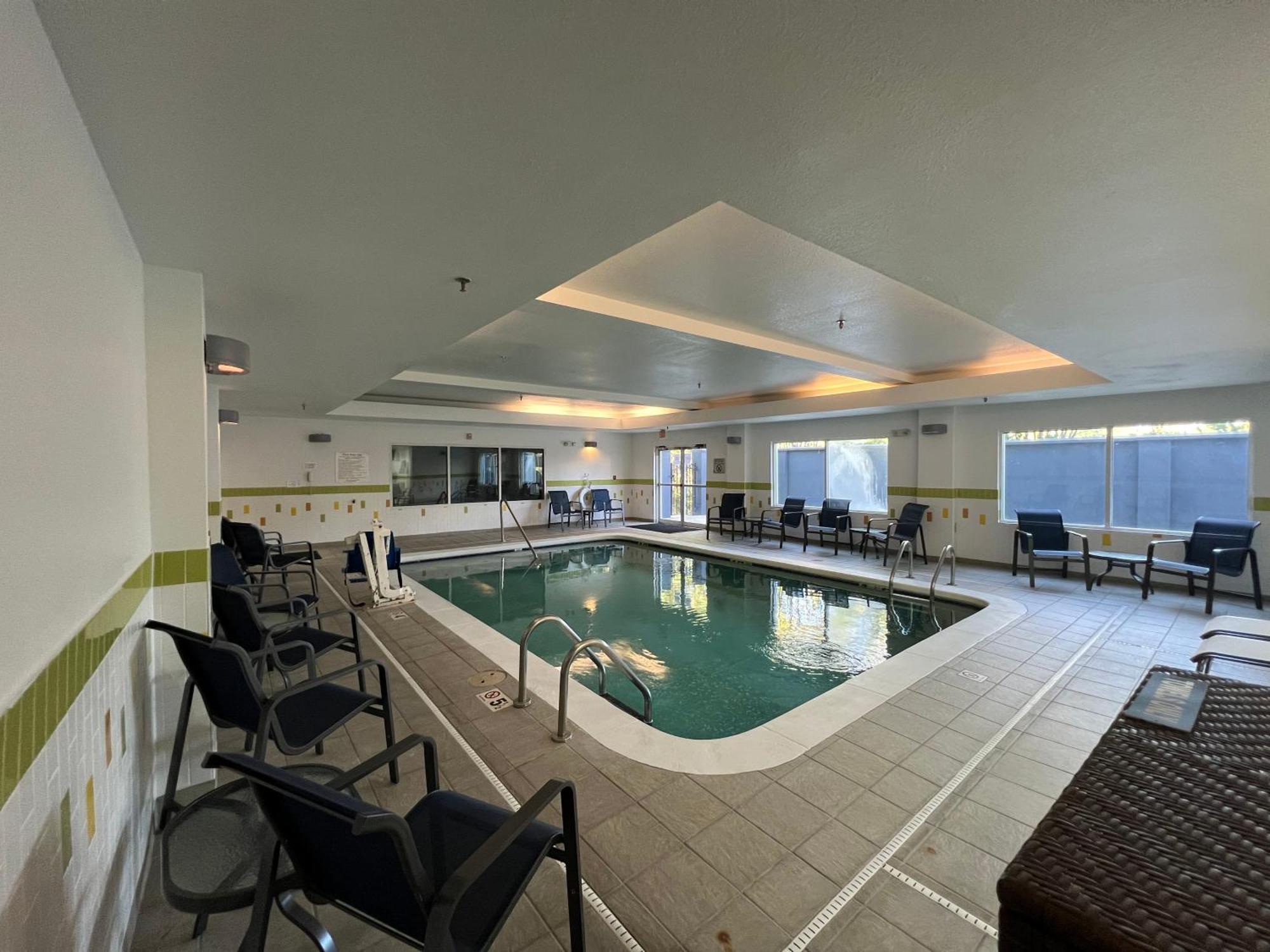 Country Inn & Suites By Radisson, Lsu - Medical Corridor Bâton-Rouge Extérieur photo
