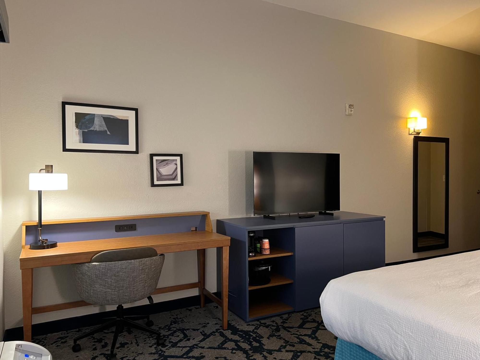 Country Inn & Suites By Radisson, Lsu - Medical Corridor Bâton-Rouge Extérieur photo