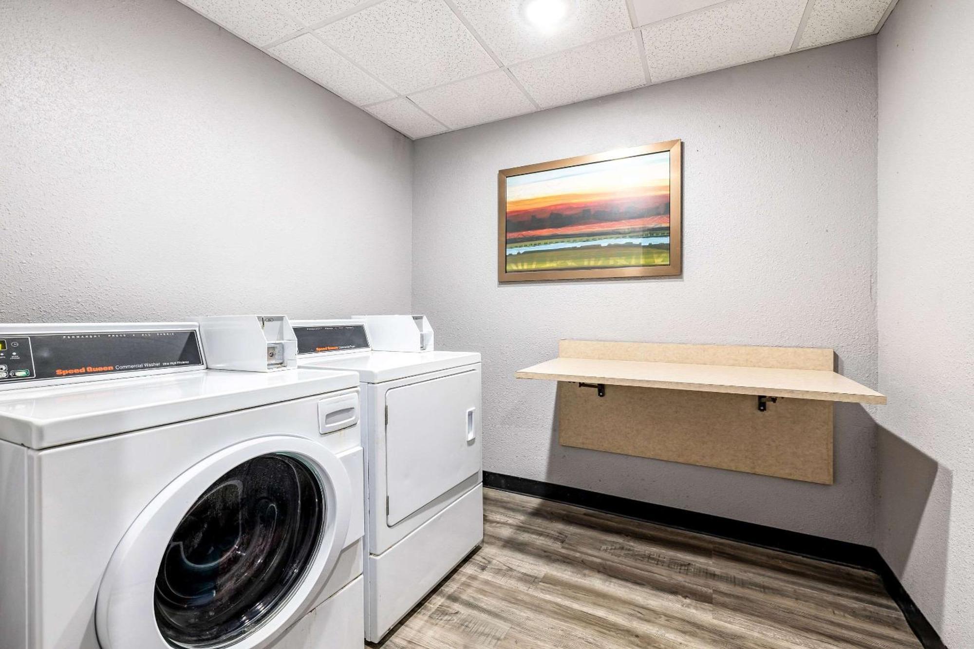 Country Inn & Suites By Radisson, Lsu - Medical Corridor Bâton-Rouge Extérieur photo